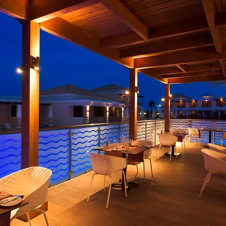 Θέρετρο La Marquise Luxury Complex
